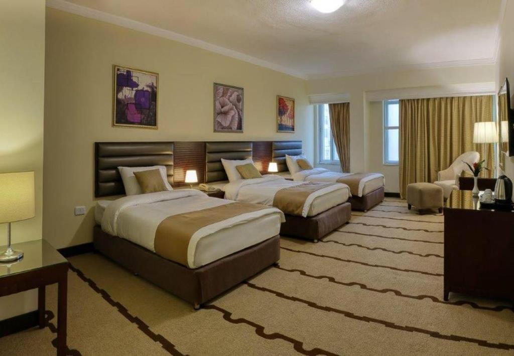 Carnival Hotel Amman Bagian luar foto