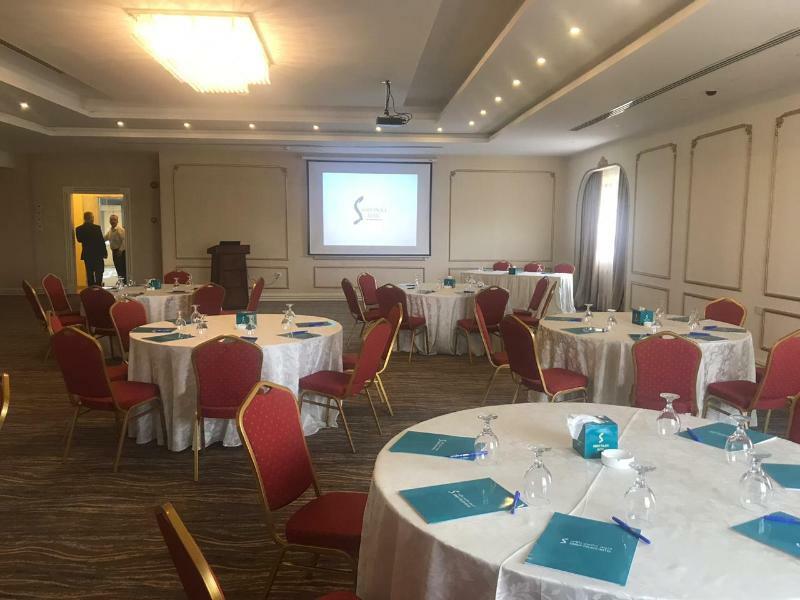 Carnival Hotel Amman Bagian luar foto